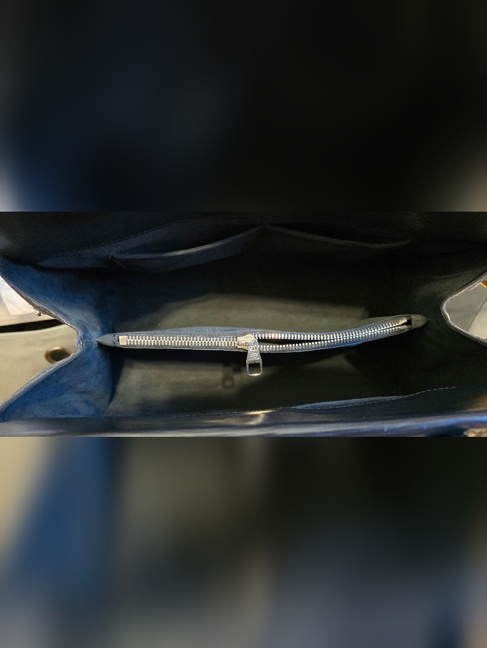 LV BLACK EPI MARLEY MM - Picture 4 of 5